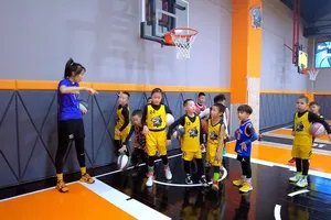 儿童篮球培训美式训练